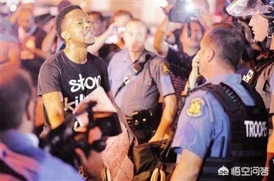 美国多地出现疫情反弹,是因为示威游行导致的吗?