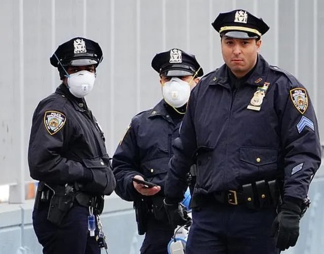 美国多地出现疫情反弹,是因为示威游行导致的吗?