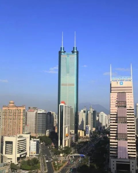 深圳的写字楼有过几个发展阶段?