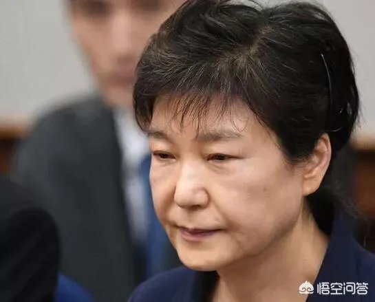 李明博获取保释了，朴槿惠是否有望？