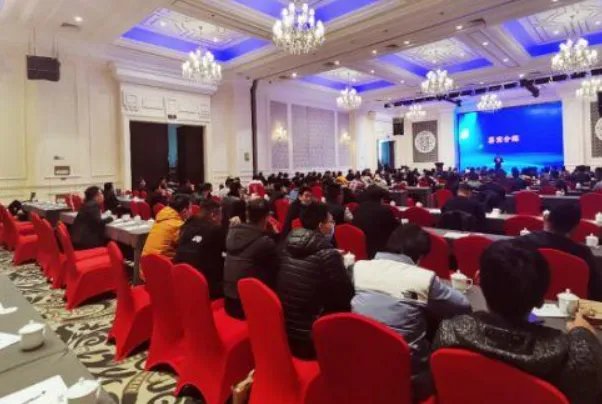 茅台19亿办医院，你怎么看待大企业办医院的事？