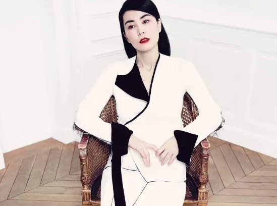 谢霆锋被爆求婚王菲4次被拒,刘嘉玲疑似透露他们真实关系,怎么回事呢?