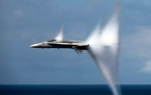 沈阳铁西上空一声巨响是什么就在今天下午