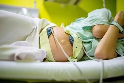 脑死亡3个月后产子：明明被宣布死亡，为何还能分娩？细思甚恐