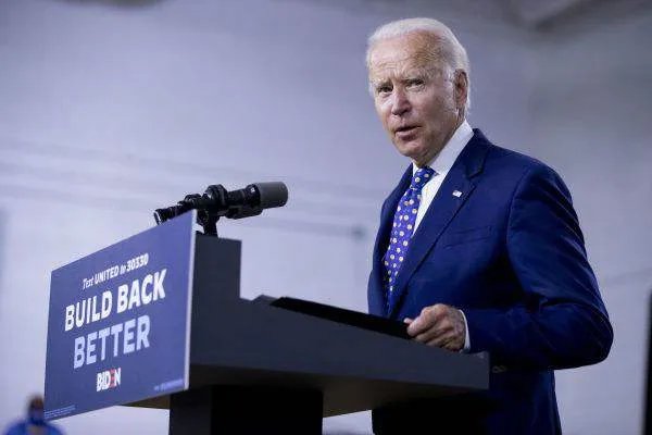 拜登将接受民主党总统候选人提名，原计划在哪接受提名？
