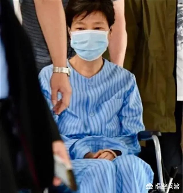 李明博获取保释了，朴槿惠是否有望？