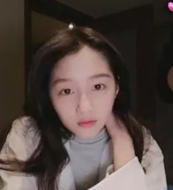 关晓彤自曝想演打女是真的吗？