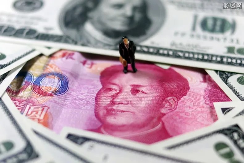特朗普称可以切断中美关系 且正打算打压在美上市中企