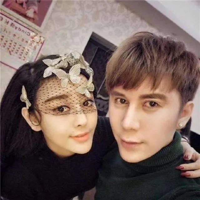 网红孕妇用8年整成范冰冰,丈夫整成李晨,他们的孩子长成啥样?
