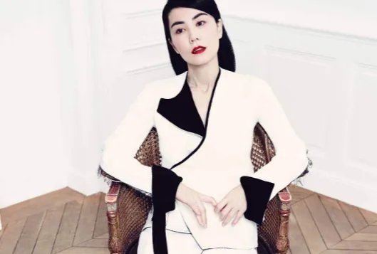 谢霆锋被爆求婚王菲4次被拒,刘嘉玲疑似透露他们真实关系,怎么回事呢?