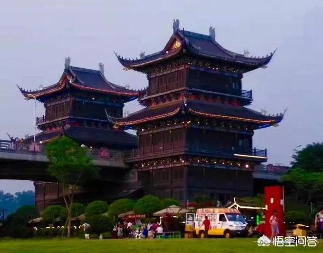 乐山有哪些本地人常去的休闲娱乐景点?