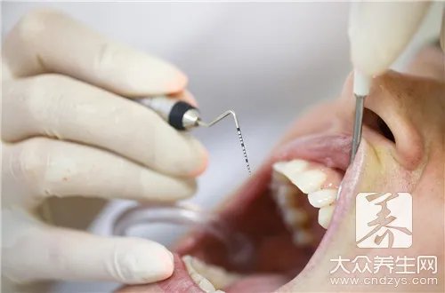 四环素牙不同程度图片