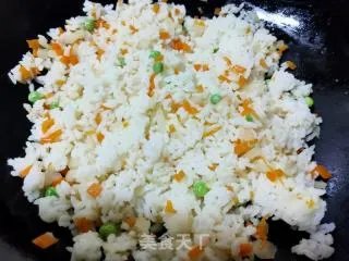 鸡蛋炒饭