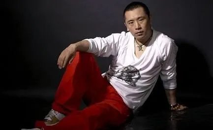 斯卡拉的姜鹏
