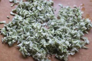 槐花麦饭