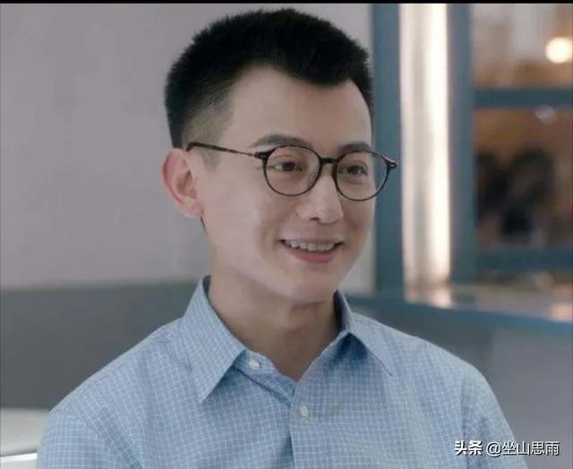 《安家》里季明亮这个角色是不是很有问题?为什么985评价他“水很深”?