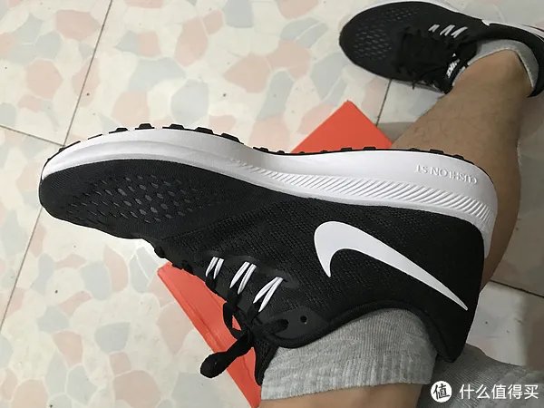 奔跑,就现在—NIKE 耐克 ZOOM WINFLO 4 跑鞋开箱