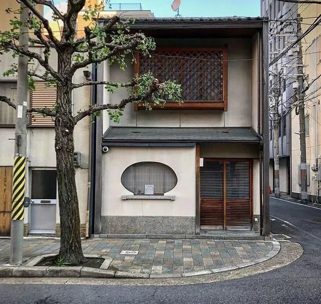 日本普通民居曝光:35㎡的3层别墅,简单却超人性!