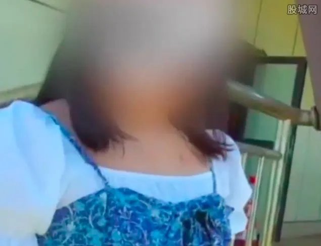 拍婚纱照吵架男子将女友丢服务区 竟然是因为一件小事