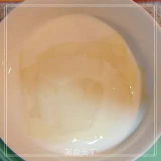 做一款造型简洁的慕斯蛋糕--------可可慕斯蛋糕