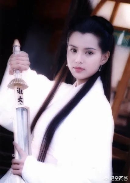 神雕侠侣版本那么多,为什么还是感觉李若彤版的小龙女最经典漂亮?
