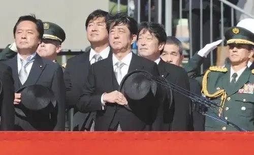 安倍晋三遇刺身亡,他对日本做出了怎样的贡献?