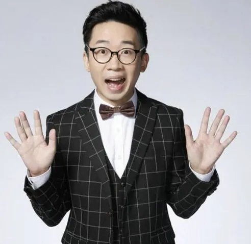 杨迪被传在上海购入豪宅,梦想成真的他发文爆笑,事实有这么简单吗?