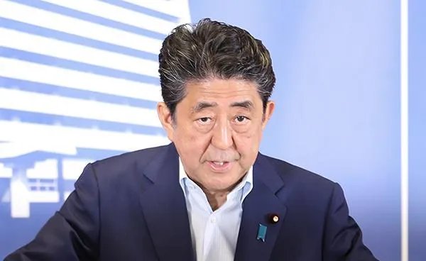 安倍晋三遇刺身亡,他对日本做出了怎样的贡献?