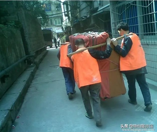 上海搬家到深圳长途搬家,选择什么车比较好?选哪个搬家公司比较好?