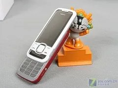 诺基亚7610S