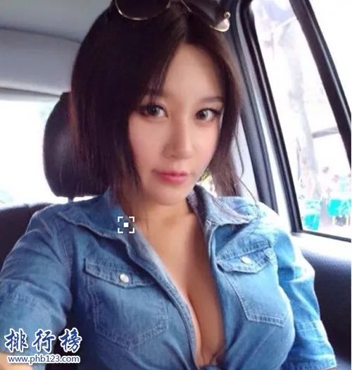2018中国十大乳神排行榜:王李丹妮第二,第一88厘米
