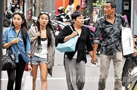 梁家辉妻子的旧照曝光了吗?