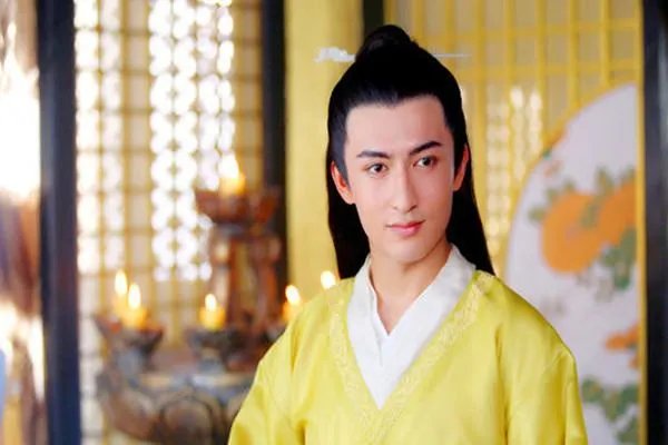 李重润