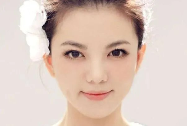 李湘的个人资料及简历