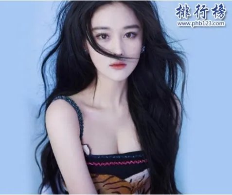 2018中国十大乳神排行榜:王李丹妮第二,第一88厘米