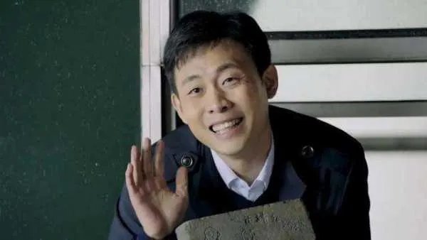 多次得奖的《鸡毛飞上天》为什么评价这么高?