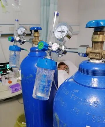 广东省中医院战疫日记:中西医结合治疗4天后,患者说:“千万别减我的中药啊!”