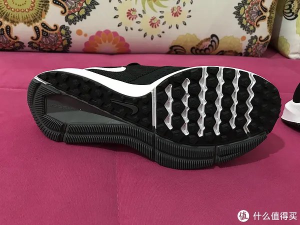 奔跑,就现在—NIKE 耐克 ZOOM WINFLO 4 跑鞋开箱