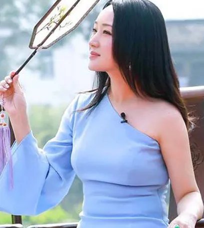 杨钰莹老公儿子是谁？ 有照片都只是传闻