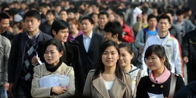 烟草公司招聘条件及待遇如何?好进吗?