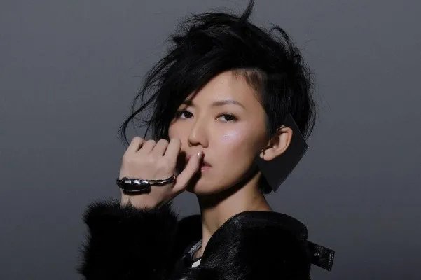 KTV十大必点歌曲排行榜:等你下课上榜,第四嗨爆全场