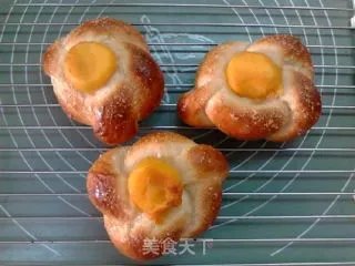 黄桃面包配法罗夫蛋奶冰激凌