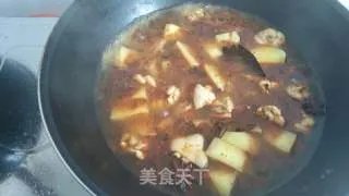 土豆炖鸡