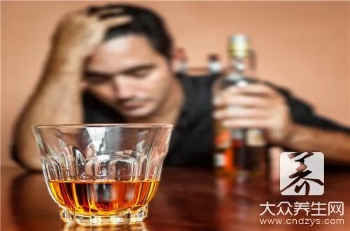 喝酒脸红是什么原因造成的