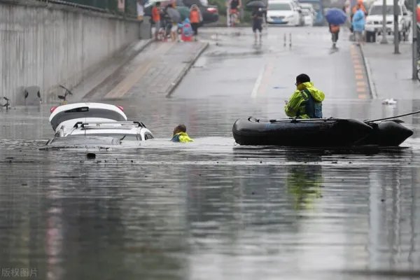 河南巩义米河镇2万余人受灾,此次暴雨为何会造成如此严重的后果?