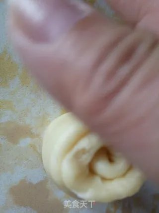 蟹壳黄