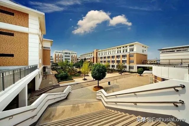 武汉市外国语学校美加分校好不好?