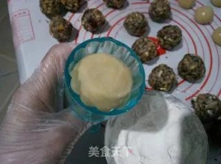 五仁月饼