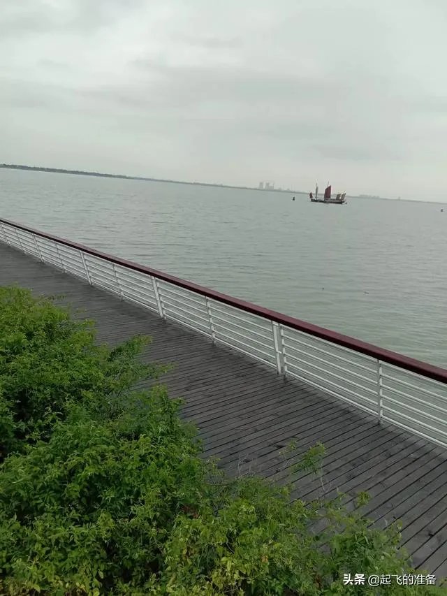 谁有好看的海景图片？拿出来共享吧？