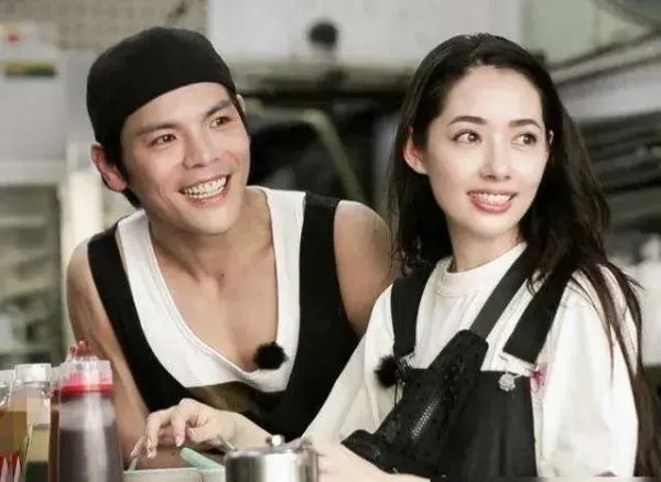 郭碧婷爸爸被气到退网，如何看待郭碧婷和向佐的婚姻？